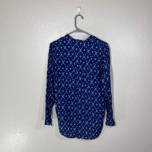 Cloth and Stone Top Womens XS Blouse Rayon Button Shirt BOHO Blue White - Picture 5 of 5